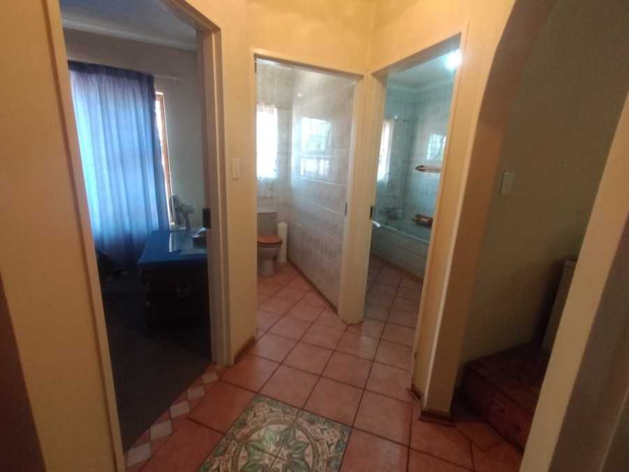 3 Bedroom Property for Sale in Langenhovenpark Free State